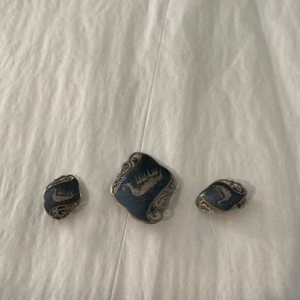 Vintage SIAM sterling silver pin and earrings set
